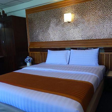 Serene Hotel Pattaya Luaran gambar