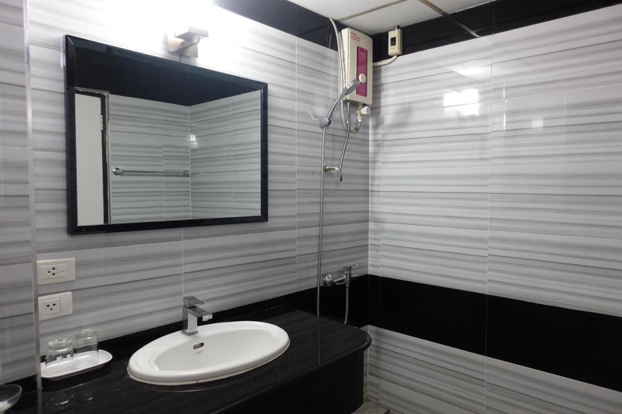 Serene Hotel Pattaya Luaran gambar