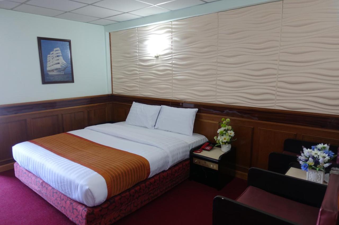 Serene Hotel Pattaya Luaran gambar